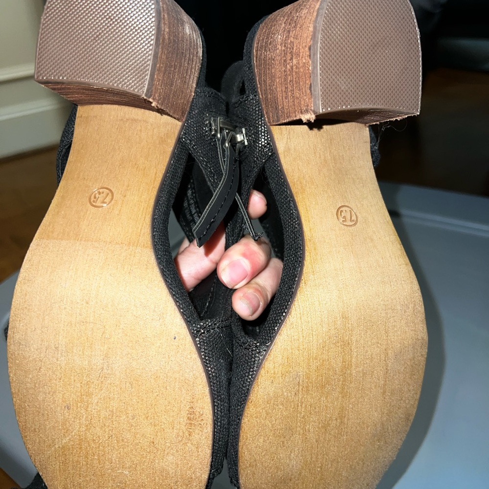 Super cute and unique heels